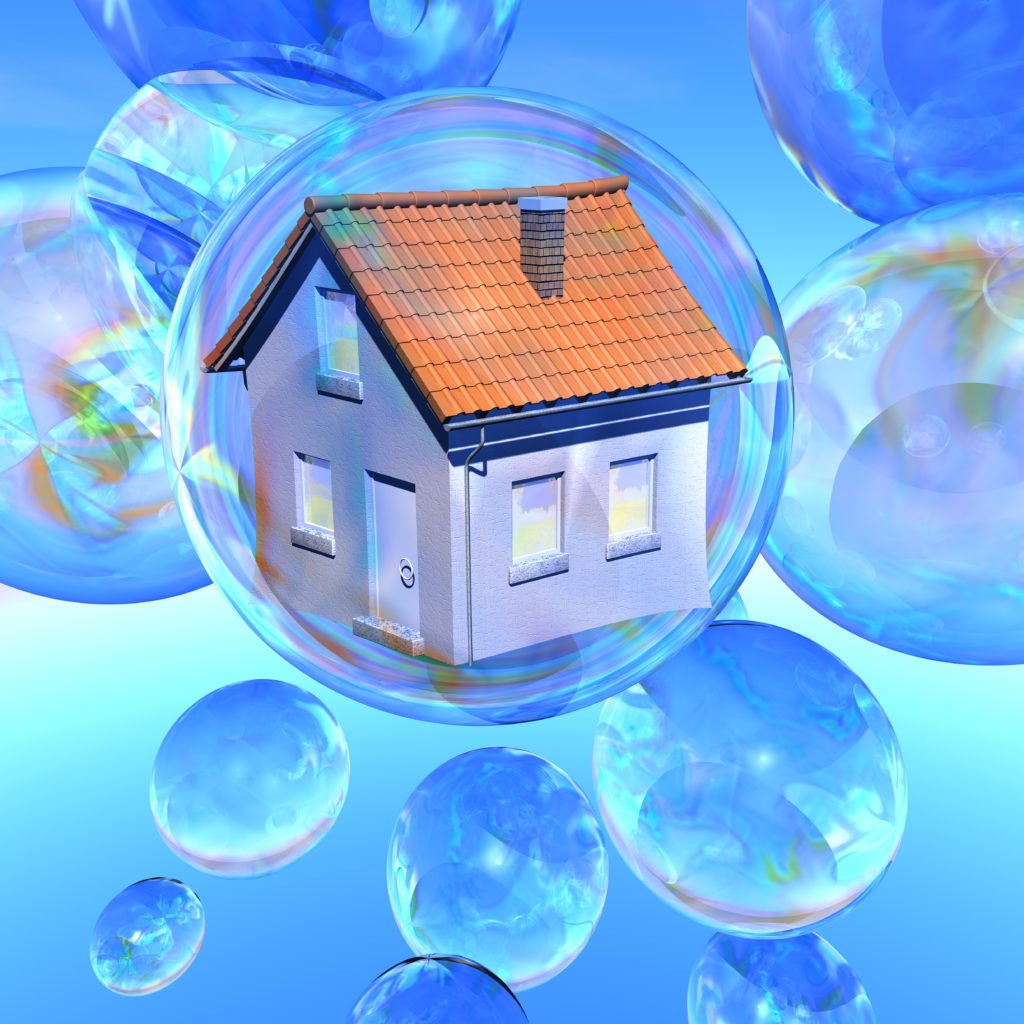 Economists temper housing bubble worries