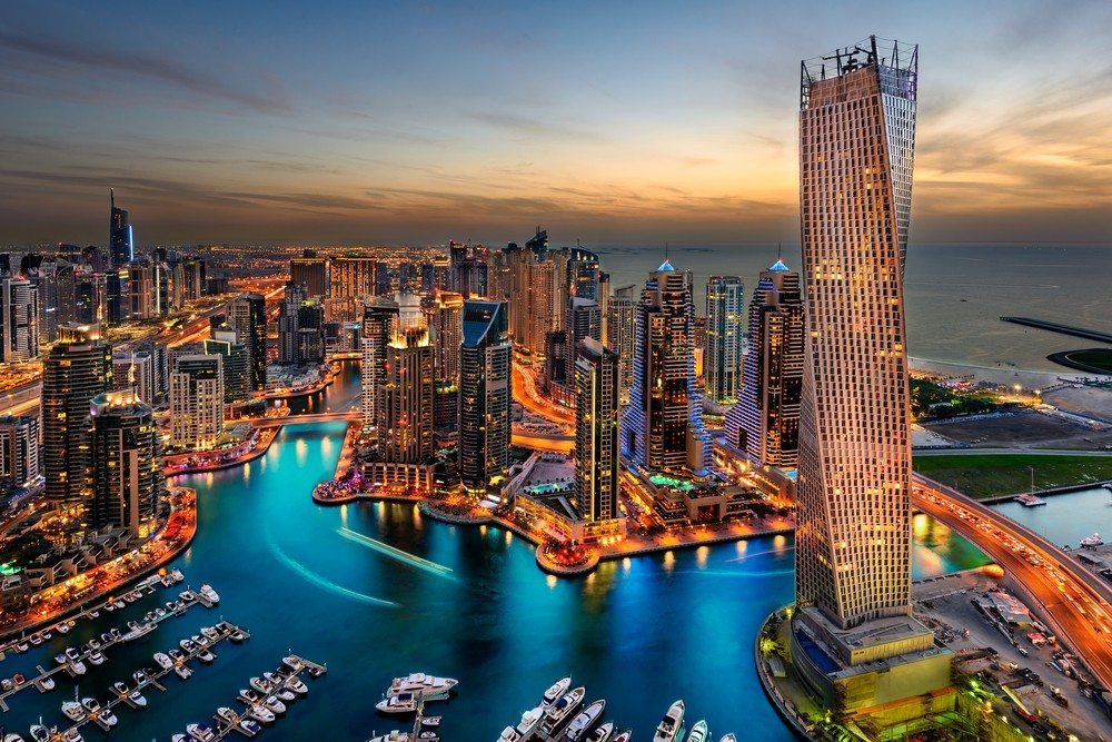 Burj Khalifa imagevia Shutterstock.