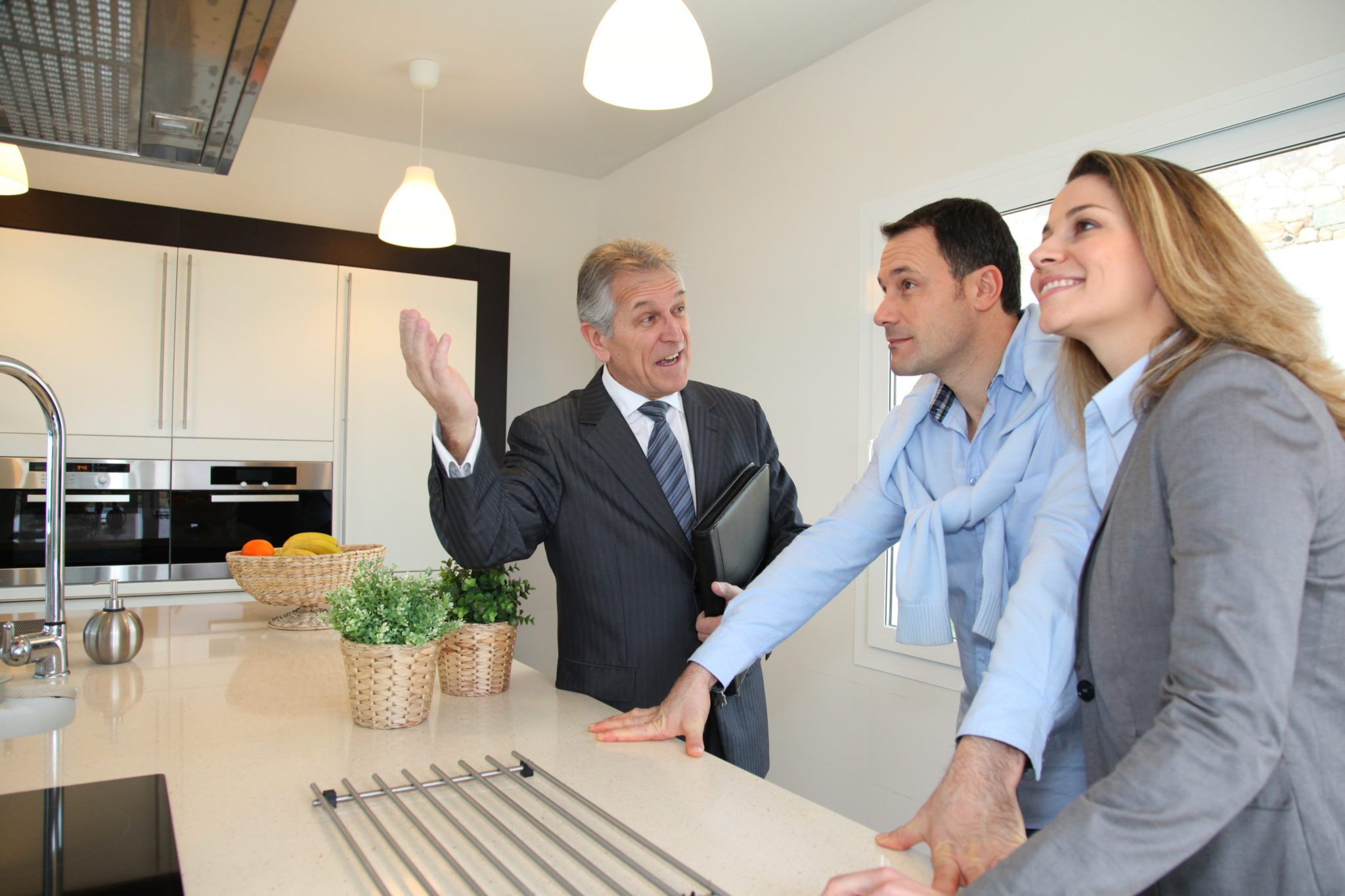 Real scandals realtor