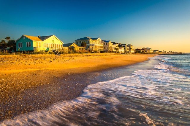 Jon Bilous / Shutterstock.com