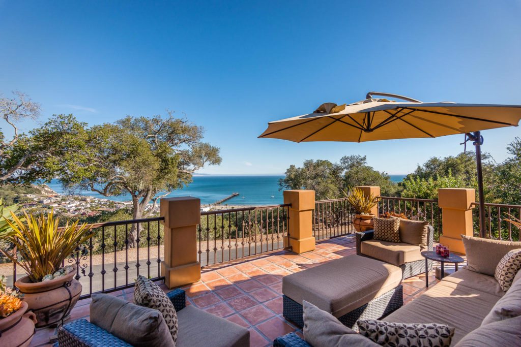 Luxury listing of the day A Tuscan villa with ocean views in Avila