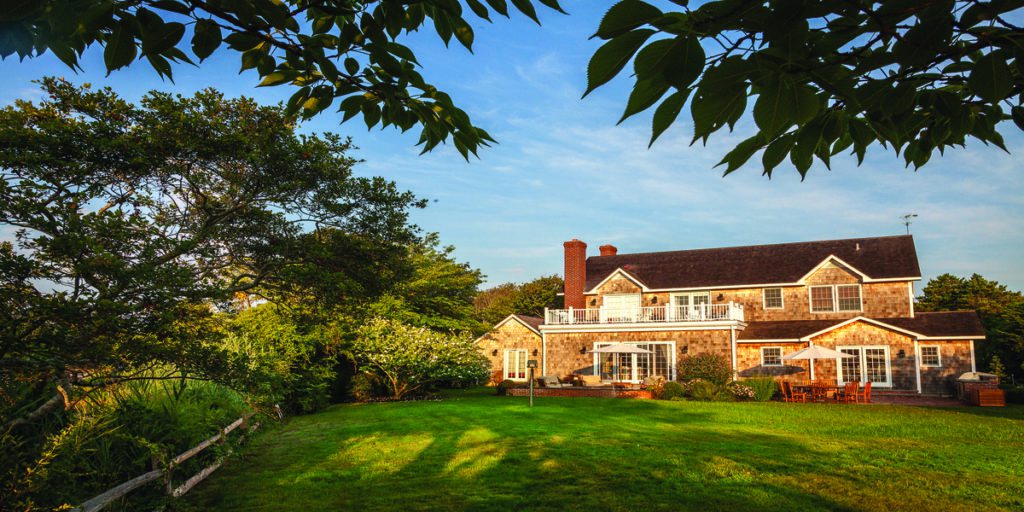 Luxury listing of the day East Hampton waterfront estate in N.Y. Inman