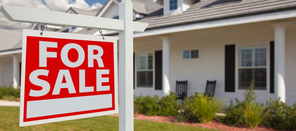 Pending home sales drop 2.6%