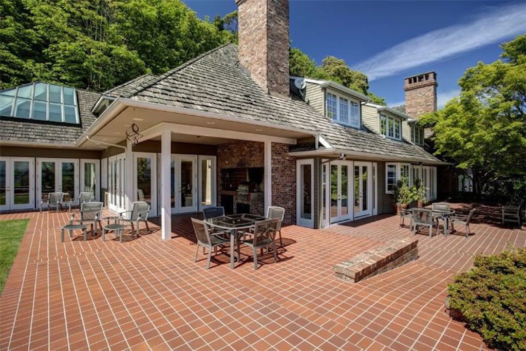 Luxury listing of the day Russell Wilson's former rented waterfront