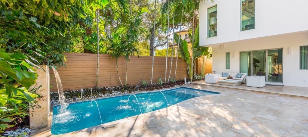 Luxury listing: tropical oasis in the center of Miami