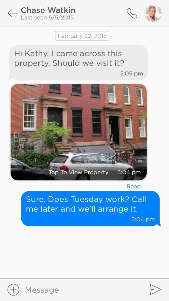 Screen shot showing the instant-messaging feature of Real's app.