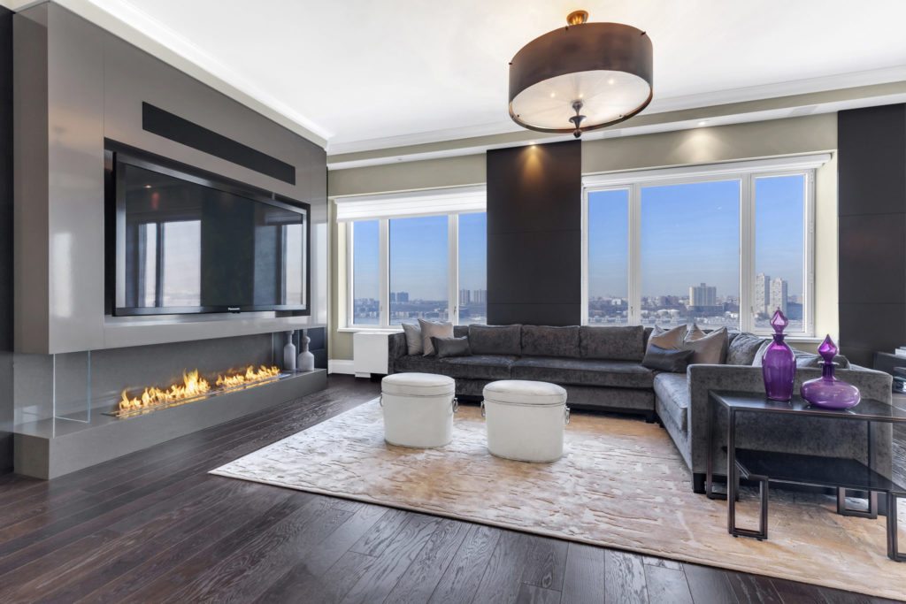 Luxury listing: panoramic views of the Upper West Side