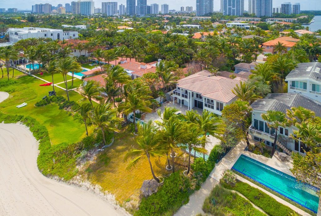 Sammy Sosa's just-sold Miami pad.
