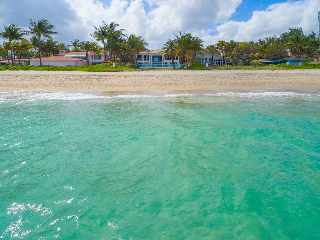 An oceanside view of Sammy Sosa's just-sold pad.