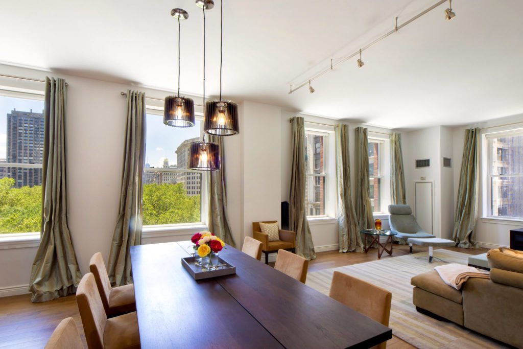 Luxury Listing Corner Condo Overlooking Madison Square