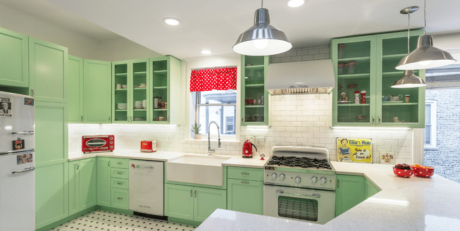 Houzz kitchen tour: minty-green blast of nostalgia