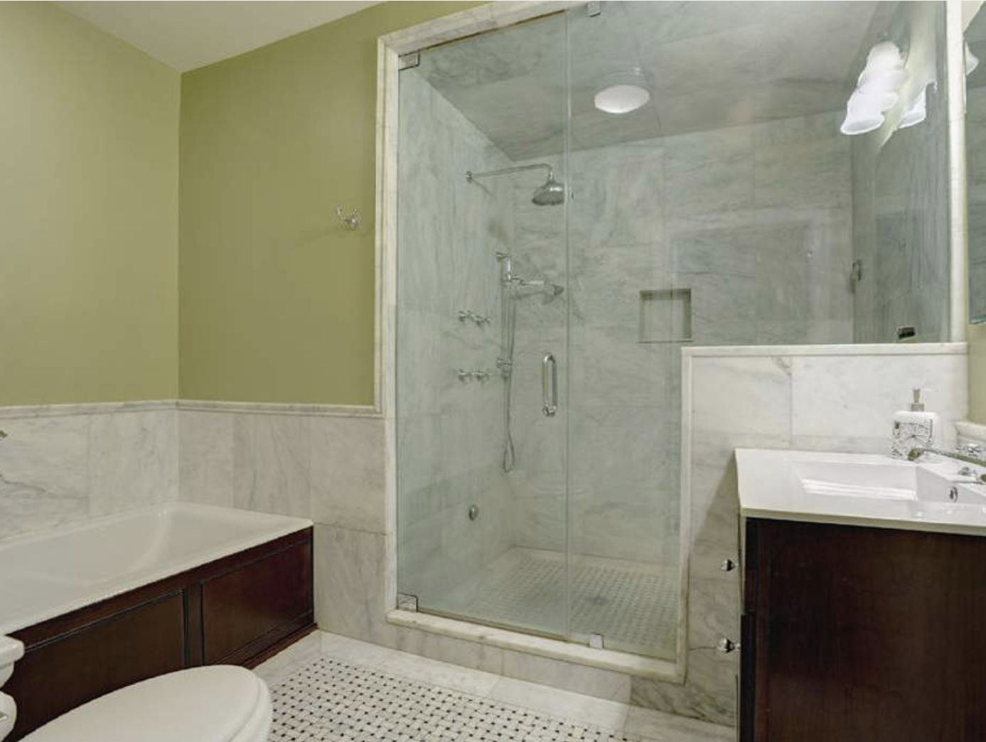 Sotheby's listing for 29 Howard St. Unit 4 bathroom
