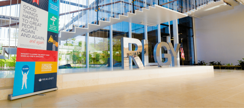 Realogy stock slips after earnings miss