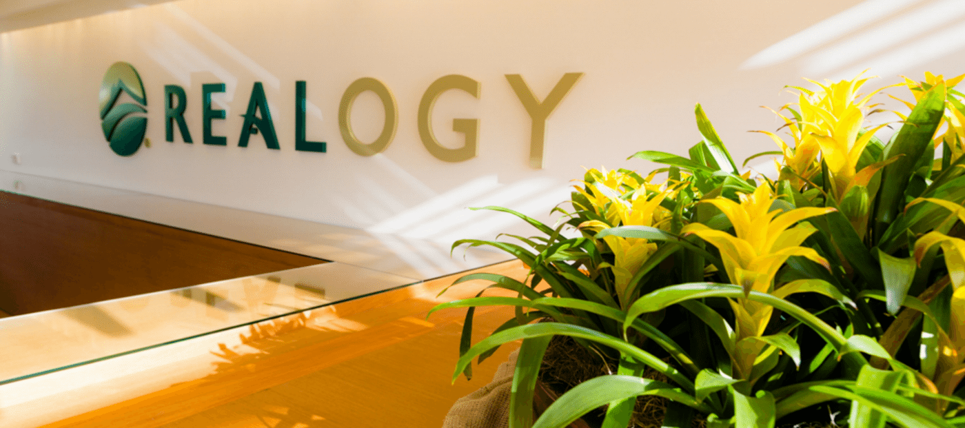 Realogy's revenue declines, earnings fall in line with consensus