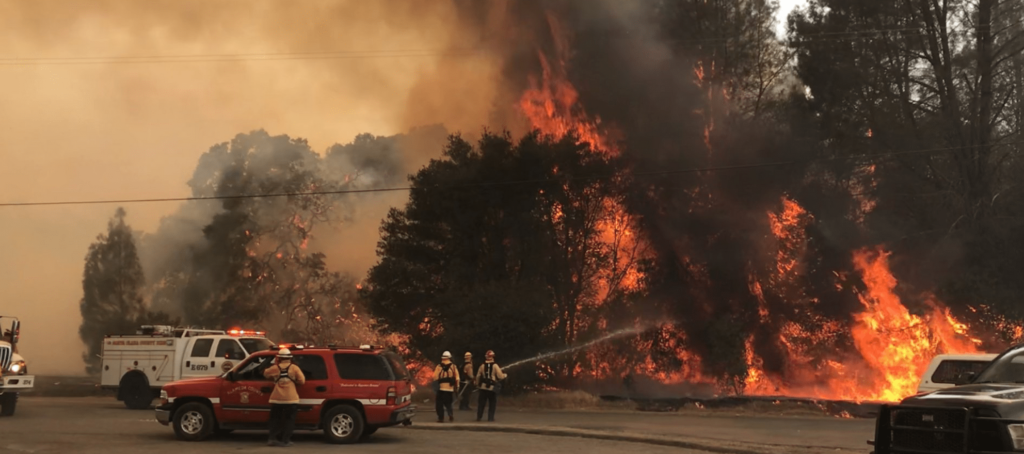 Wildfire raging through Northern California destroys 22 buildings