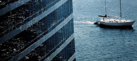 An unidentified person is shooting at exclusive Manhattan rental building