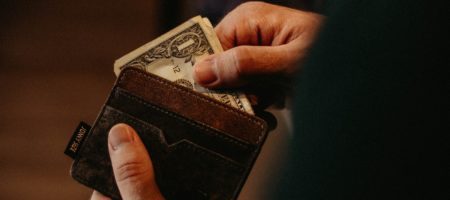 Agent income plunges by double digits despite record high home prices