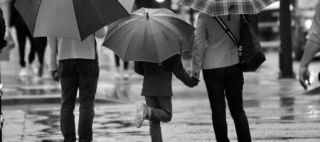 5 reasons it sucks to be a parent in real estate (and how to make it work)