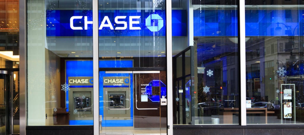 Chase vows to close mortgages in 3 weeks — or hand you $1,000