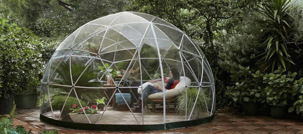 Amazon is selling a transparent dome igloo