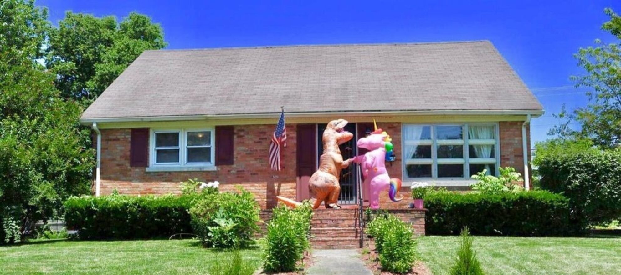 Unicorn and dinosaur steal the show in Kentucky home's listing photos