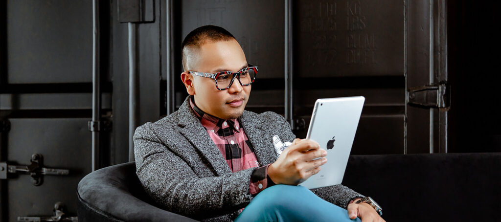 No more excuses! Market yourself online now.