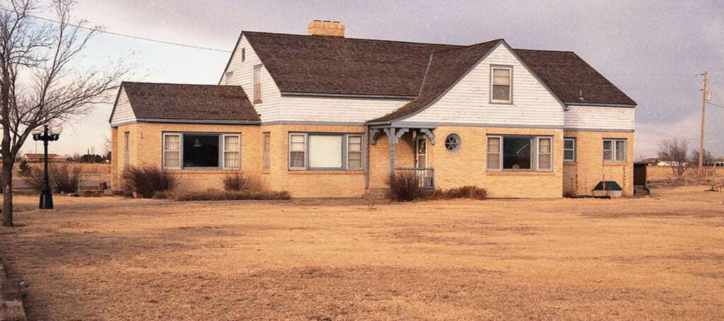 'In Cold Blood' home, site of Clutter murders, hits the market