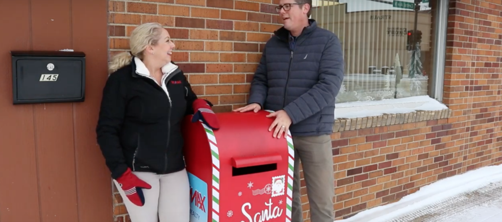 North Dakota RE/MAX branches install Santa mailboxes