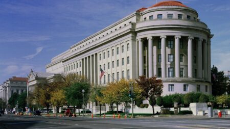 FTC sues CoStar to stop RentPath acquisition