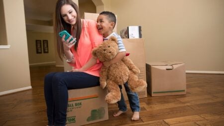 How agents can help single parents navigate homebuying