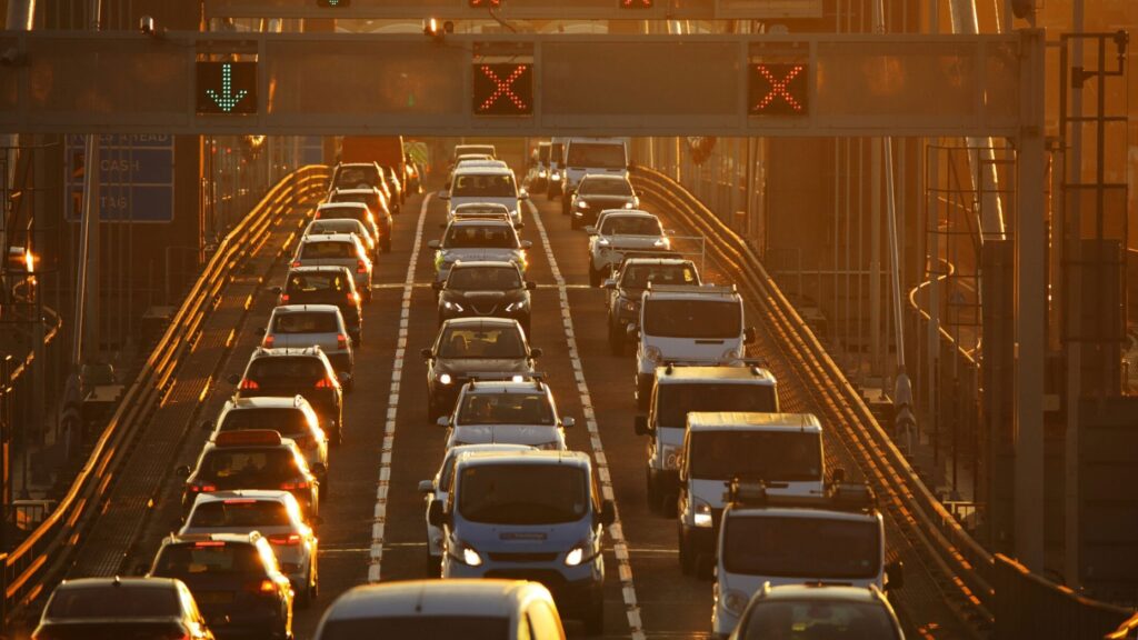 Commuters lose an average of $1,377 per year stuck in traffic