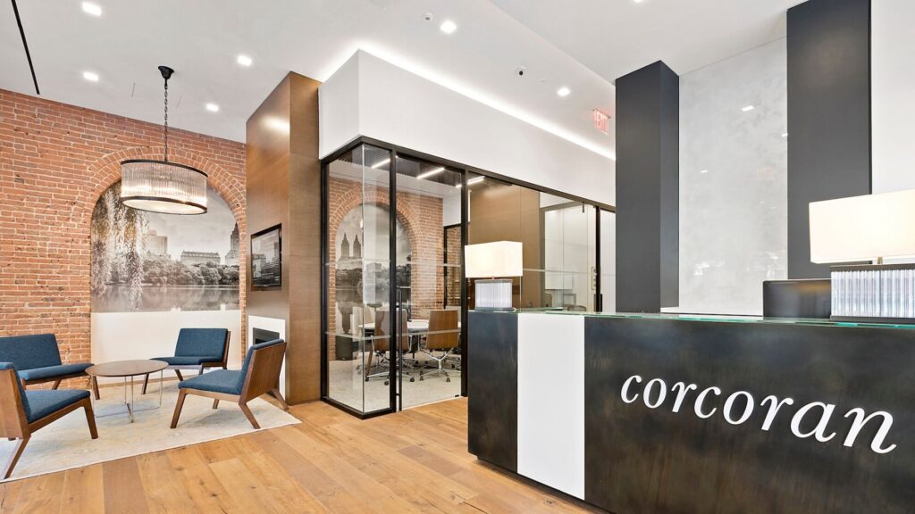 Top William Raveis broker-owner takes her team to Corcoran
