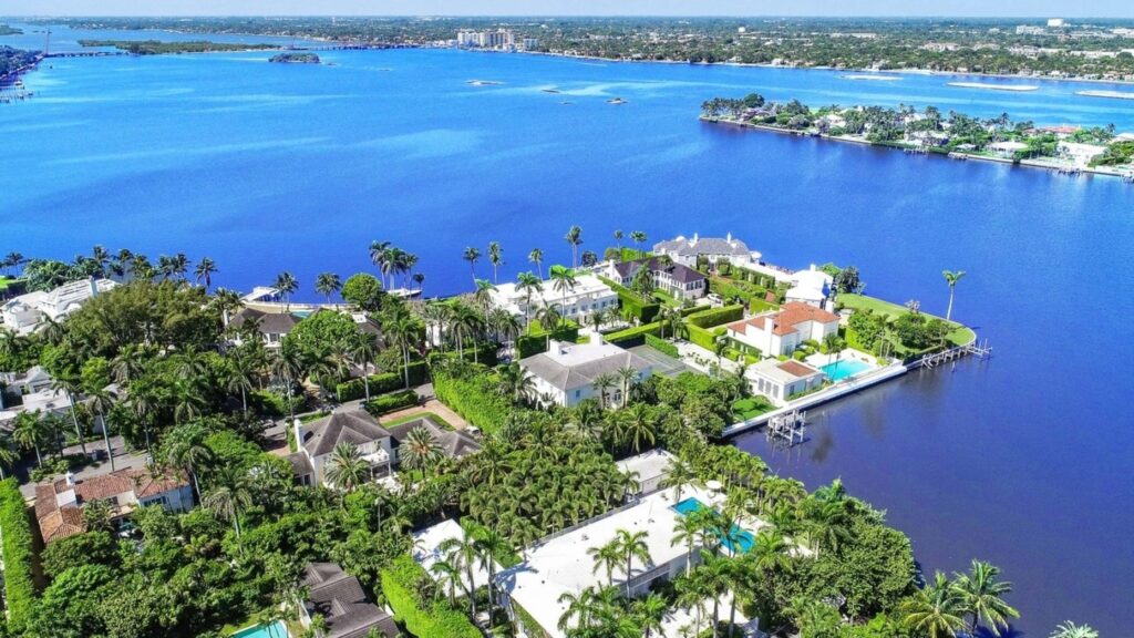 Palm Beach lot that held Jeffrey Epstein’s mansion sells for $26M