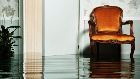 Redfin starts displaying flood risk data on listings