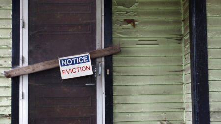 4 states lift eviction ban; renters left with weaker federal protections