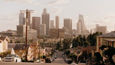 Los Angeles wants to ban iBuying