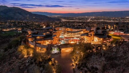 Modern Coachella Valley mansion sells for $42M