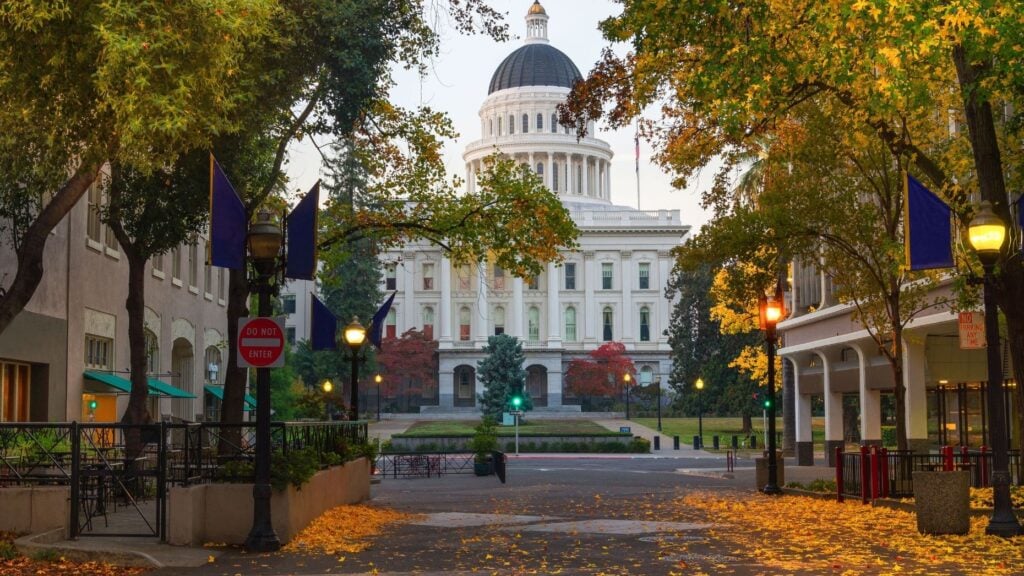 Compass expands into Sacramento with new office