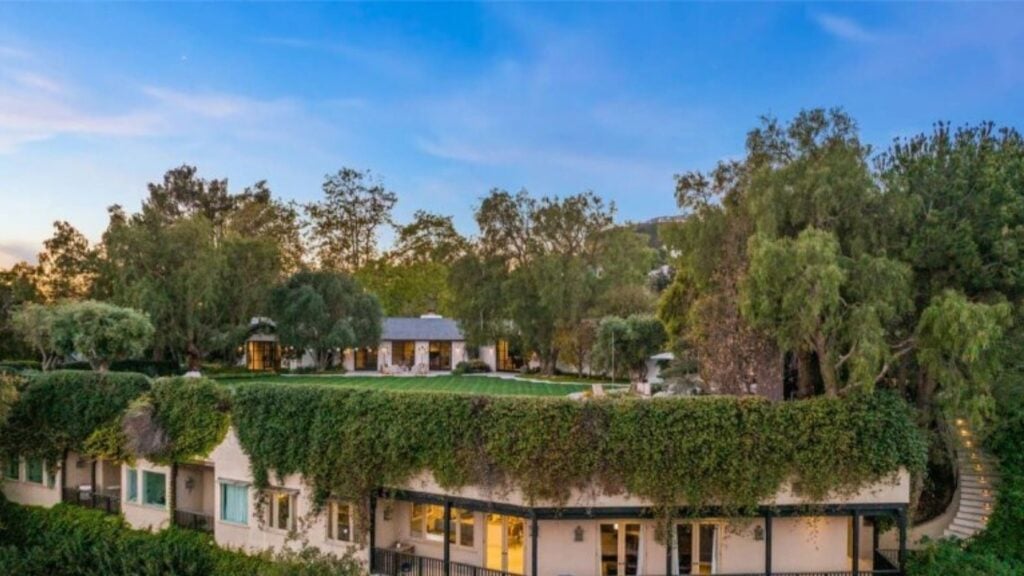 Adam Levine sells LA compound for $51M just 1 month after trading up