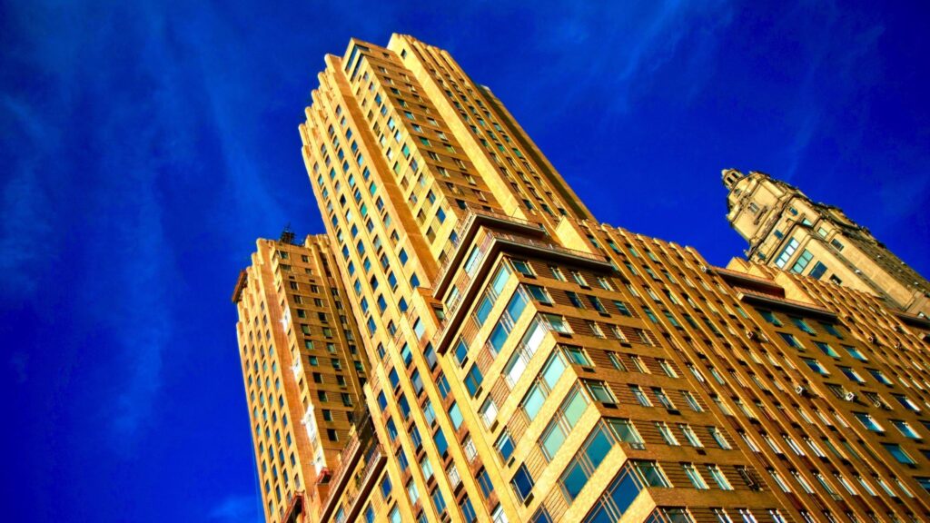 Manhattan median rent hits new $4K high, according to report